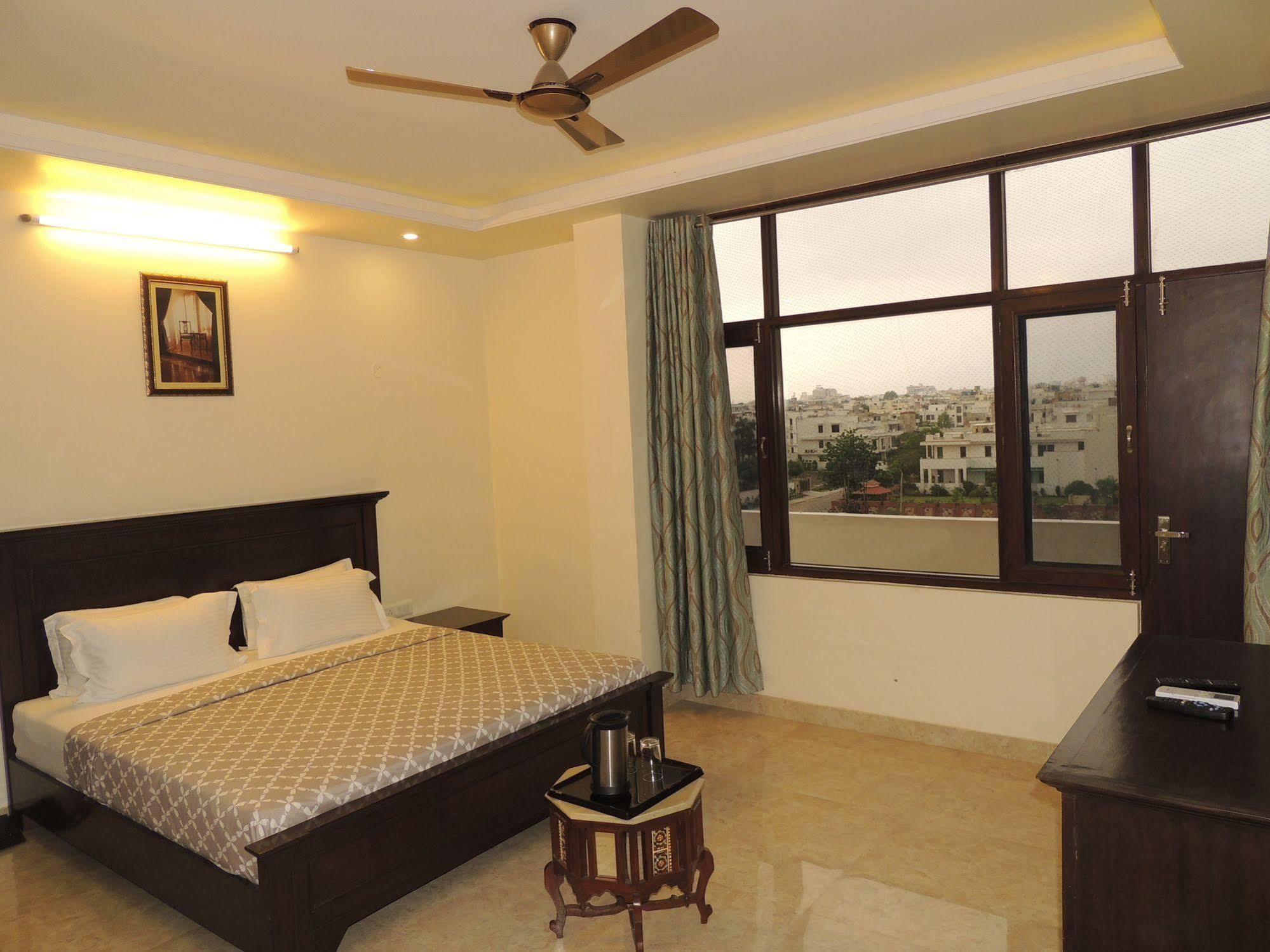 Raj Regency Hotel Jaipur Luaran gambar