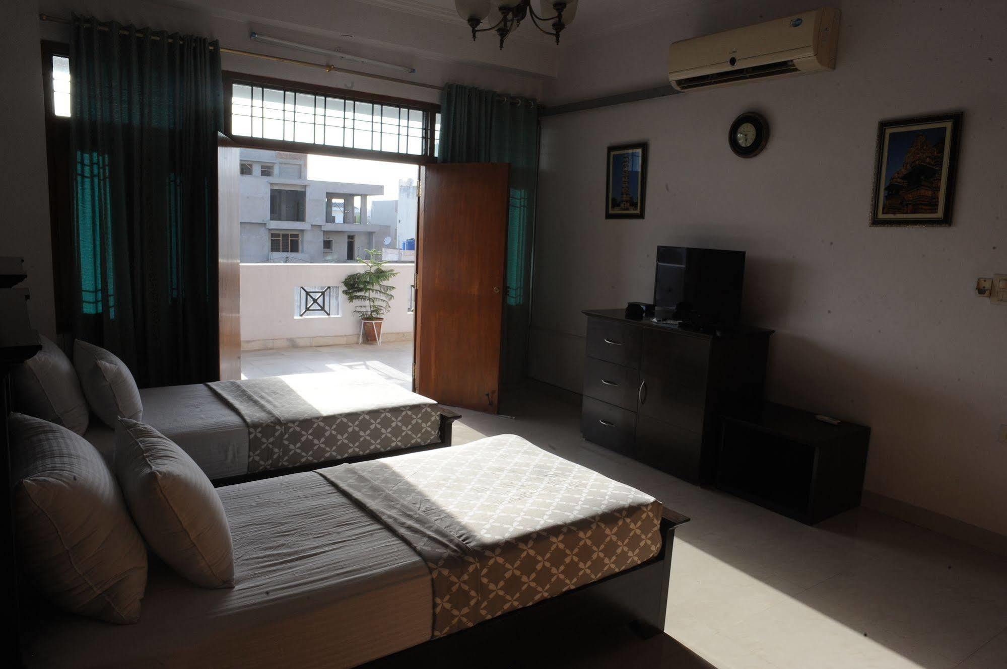 Raj Regency Hotel Jaipur Luaran gambar